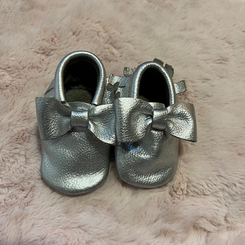 Silver Coral Pear Baby Moccasins Size 1